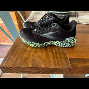 Brooks Launch leopard print shoes